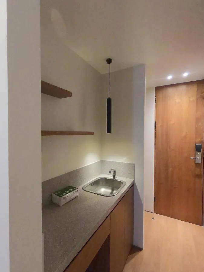The Fields Hotel And Apartment Семиньяк 0*,