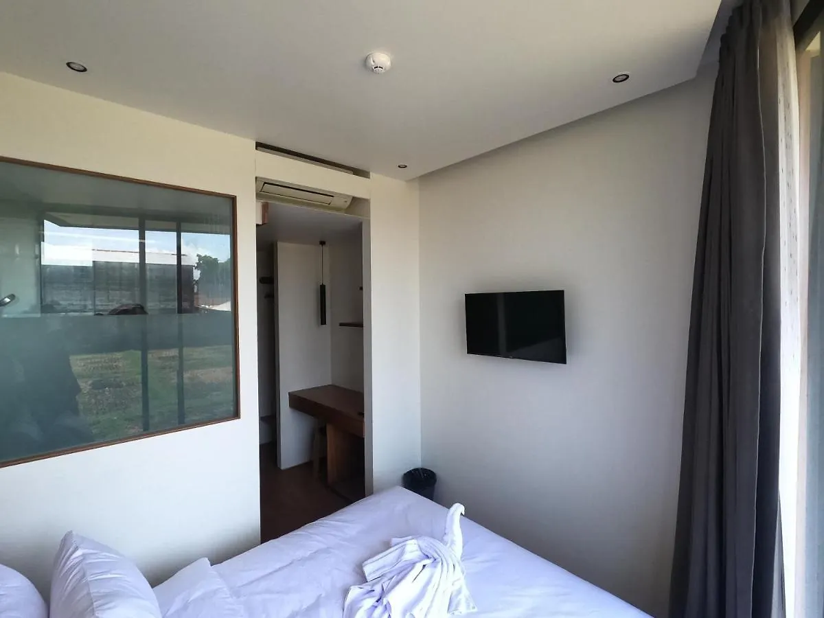 The Fields Hotel And Apartment Семиньяк 0*,  Индонезия