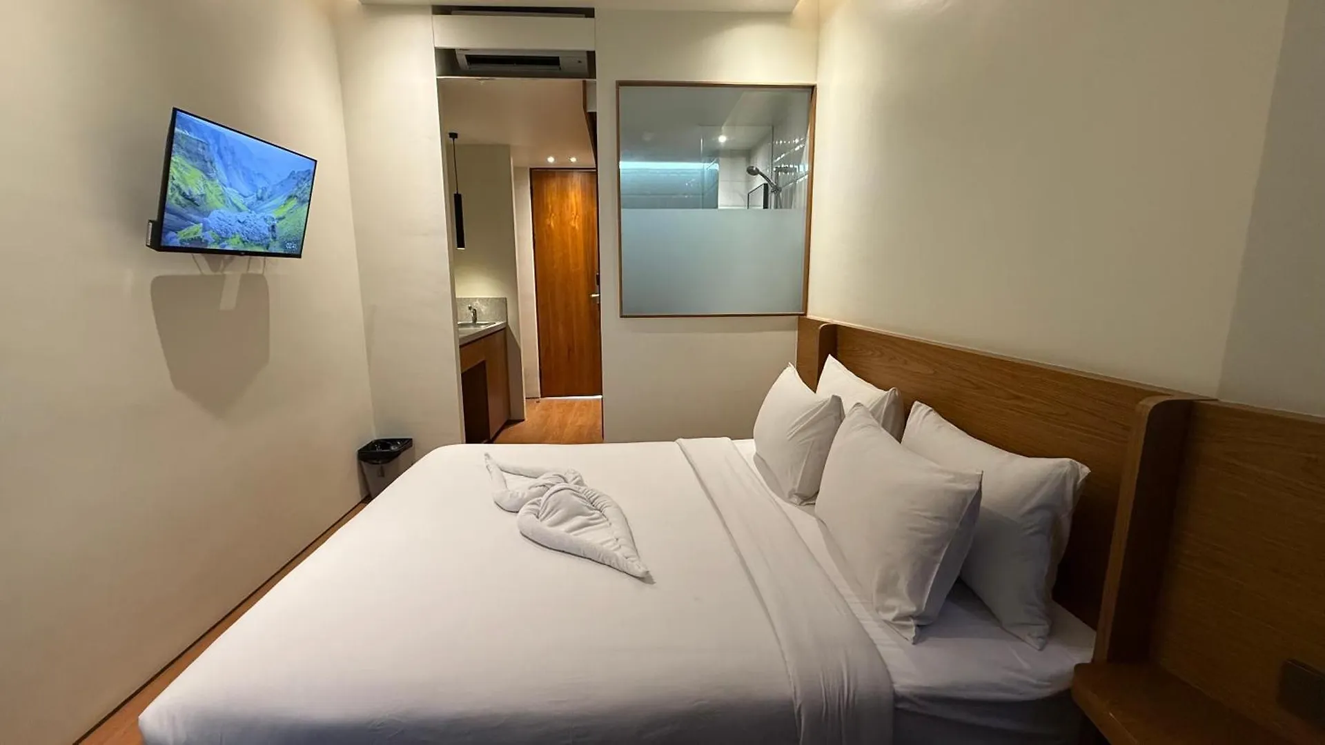 The Fields Hotel And Apartment Seminyak Lägenhetshotell