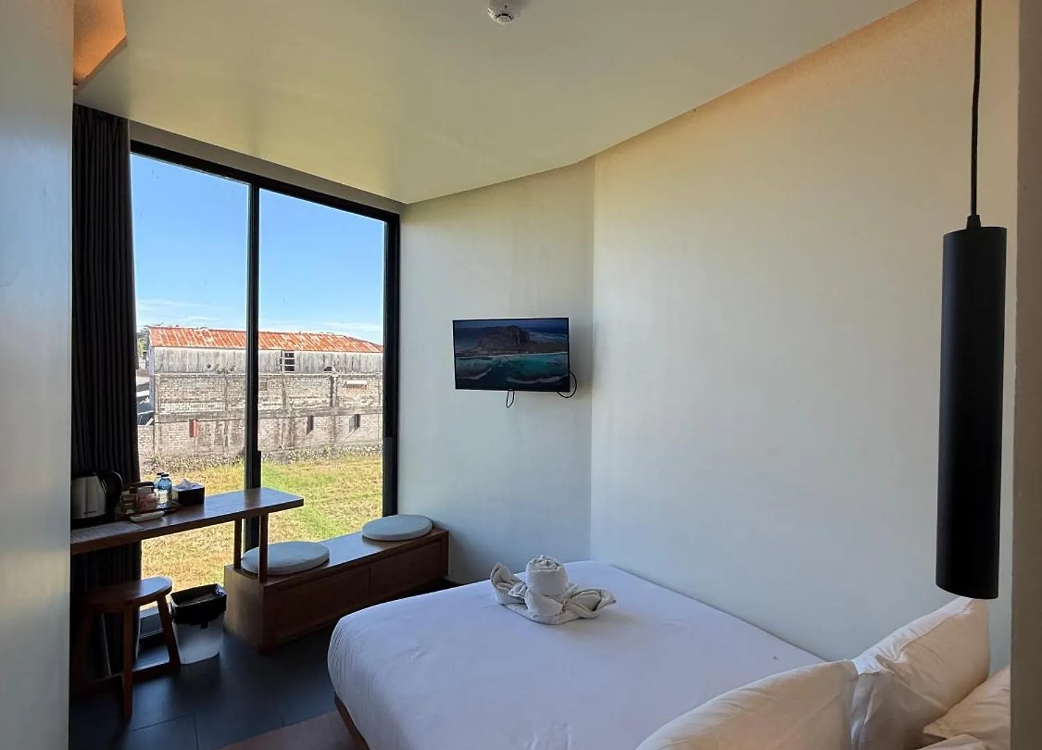 The Fields Hotel And Apartment Семиньяк Индонезия